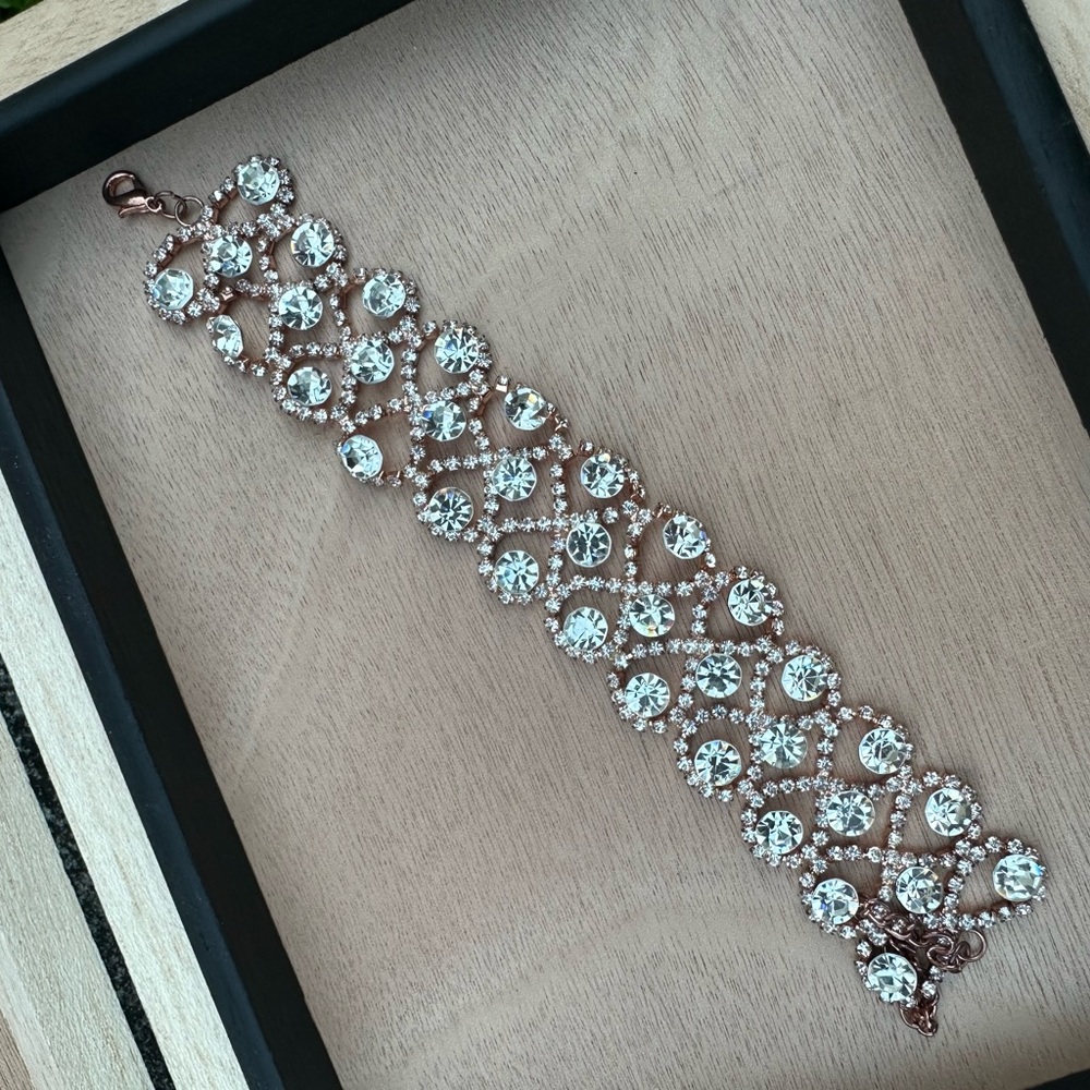 Elegant Rose Gold Toned‎ Crystal Bracelet